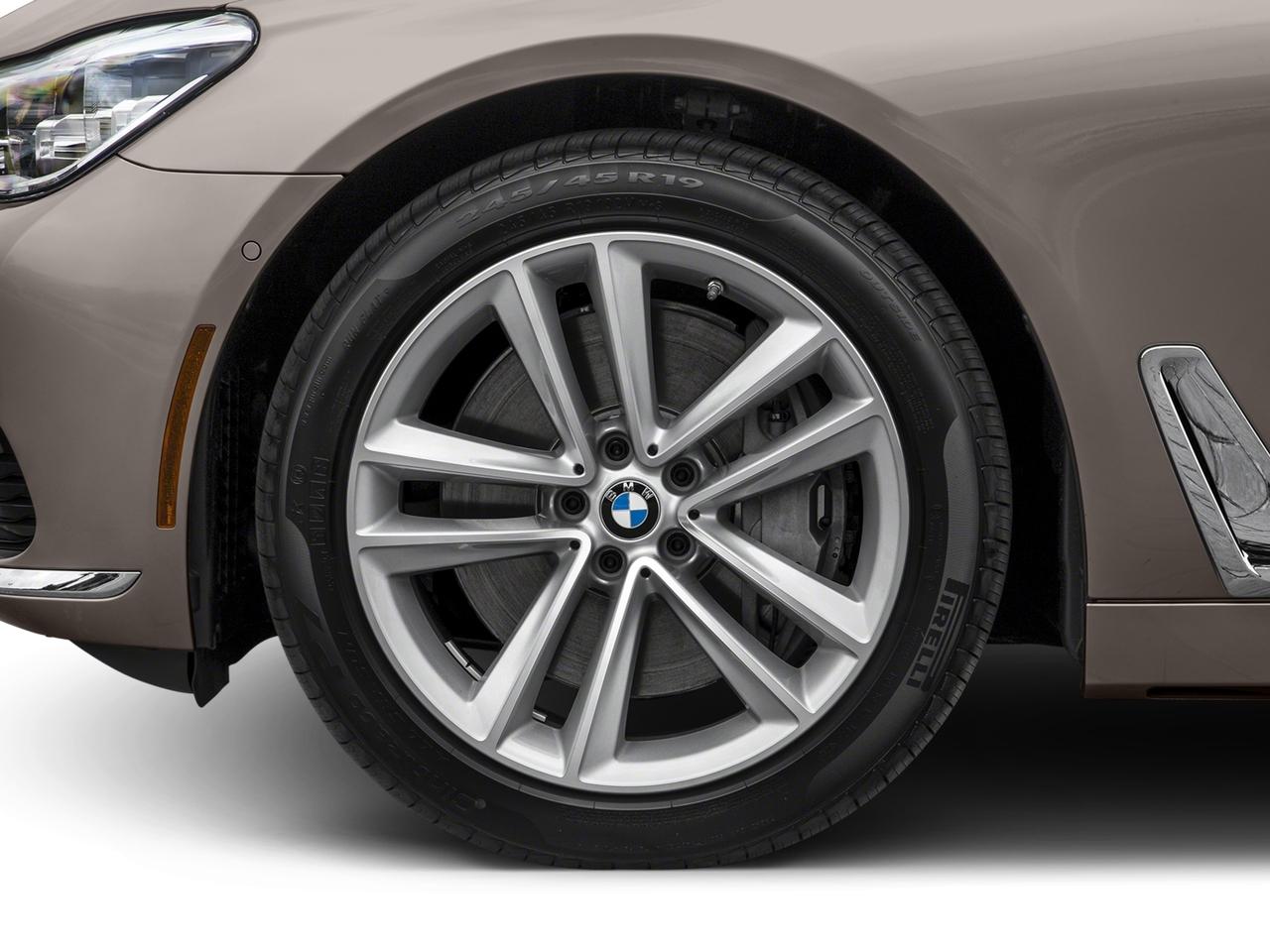 2017 BMW 750i xDrive Vehicle Photo in Appleton, WI 54913